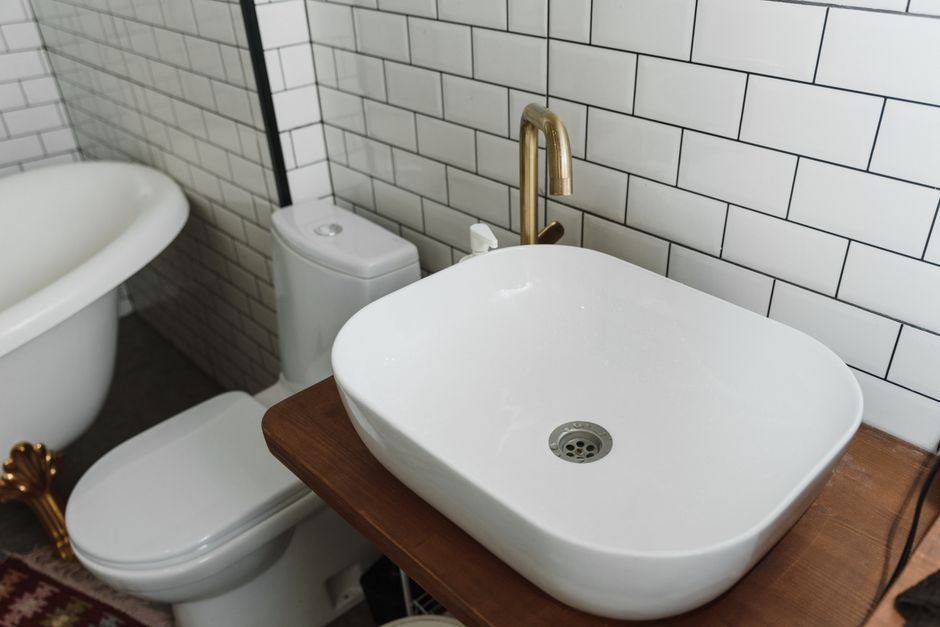 Bathroom setting where a sitz bath basin can be used for hemorrhoid relief